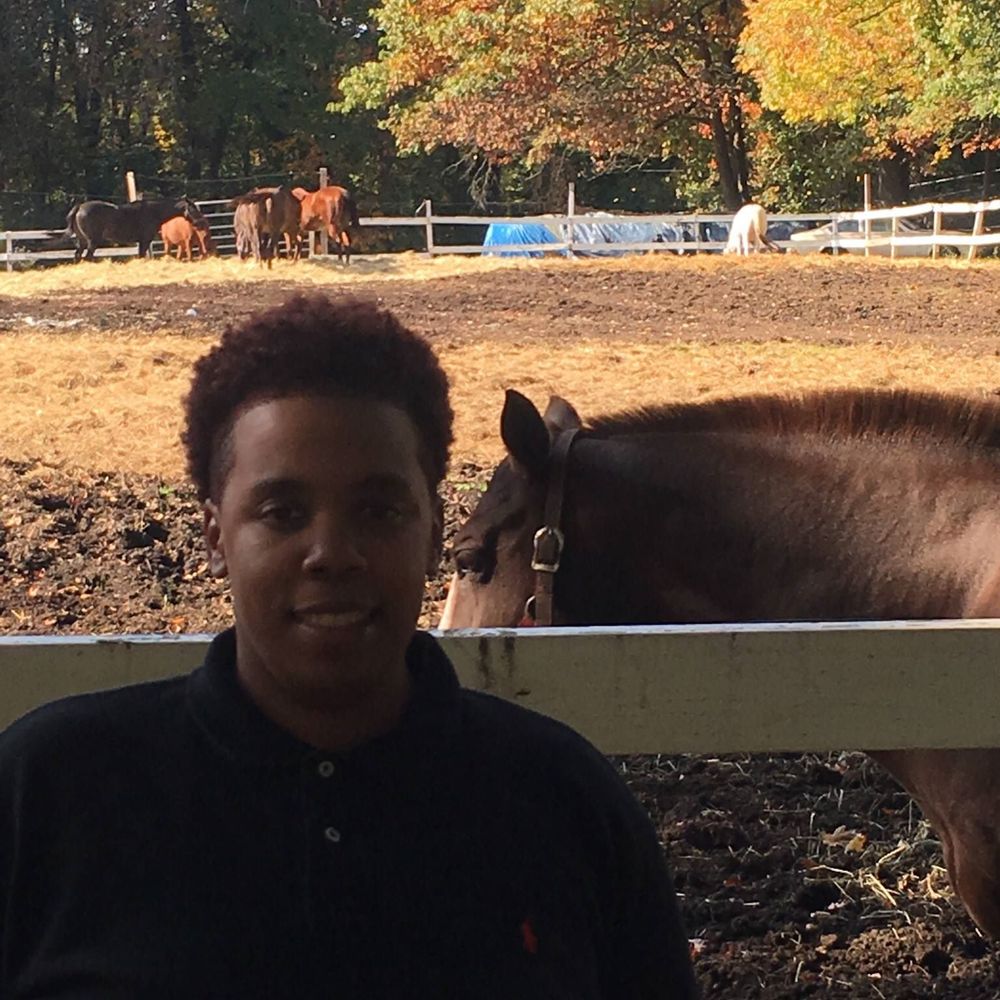 Meet your Posher, Crystal